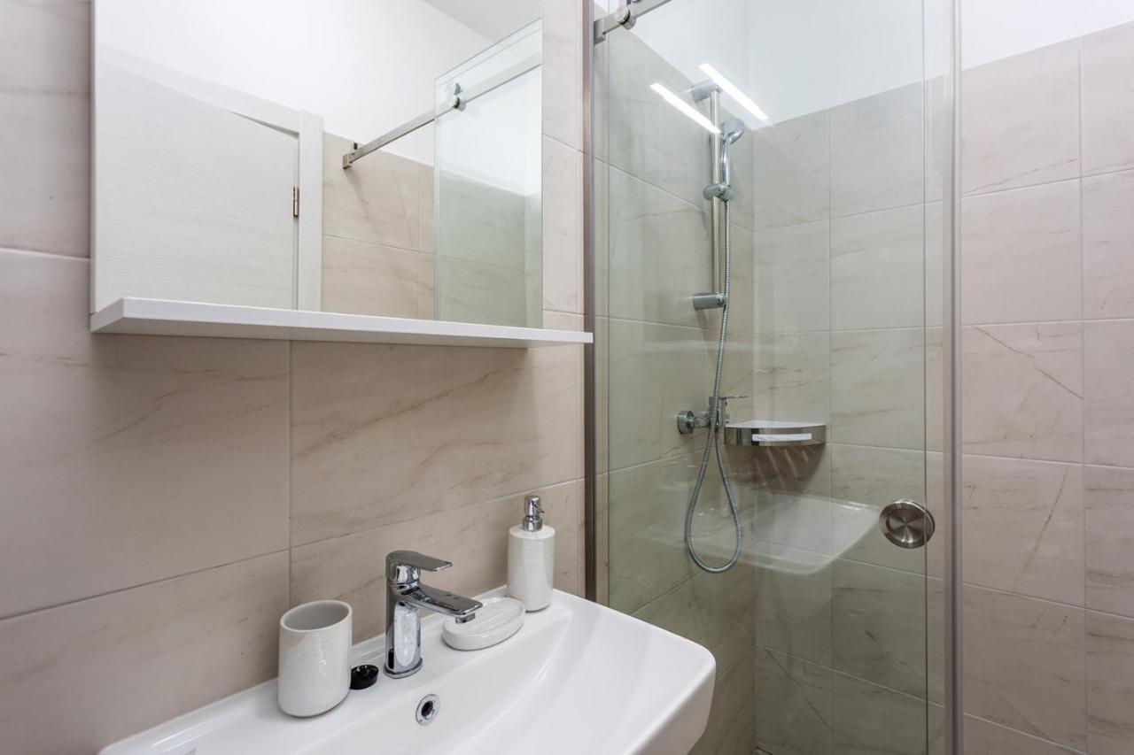 Kvarner Bay 4* - Apartments 1 & 3 Rijeka Luaran gambar